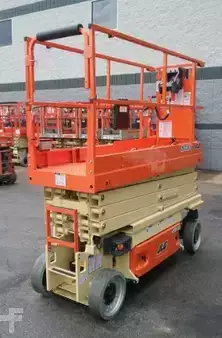 Scissor lift 2013  JLG 2630ES (4)