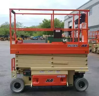 Scissor lift 2013  JLG 2630ES (9)