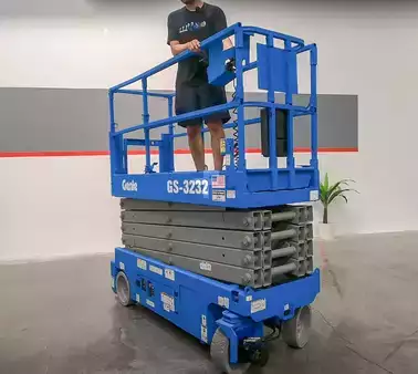 Scissor lift 2016  Genie GS-3232 (2)