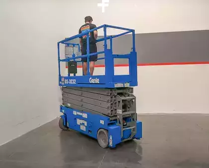 Scissor lift 2007  Genie GS-3232 (6)