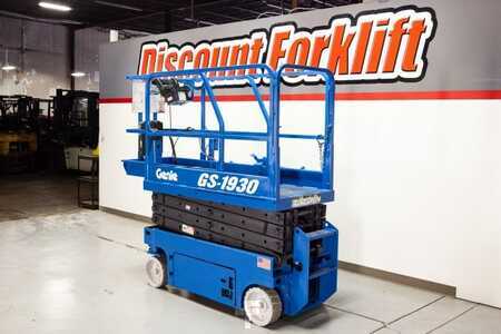 Scissor lift 2014 Genie GS-1930 (10)