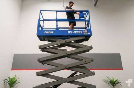 Scissor lift 2015 Genie GS-3232 (9)