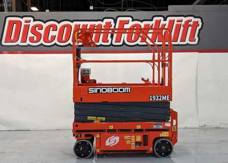 Scissor lift  SinoBoom 1932ME (2)