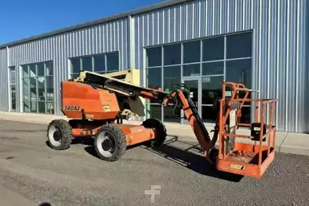 Articulating boom lift 2018  JLG 340AJ (1)