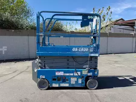 Towable Lift 2018  Genie GS-1930 (2)