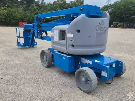 Plataforma Articulada 2015  Genie Z-40/23N (3)