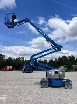 Plataforma Articulada 2016  Genie Z-40/23N RJ (1)