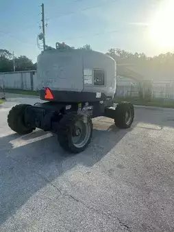 Plataforma Articulada 2015  Genie Z-62/40 (2)
