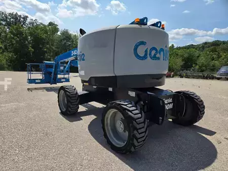 Plataforma Articulada 2016  Genie Z-62/40 (3)