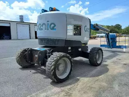 Plataforma Articulada 2017  Genie Z-62/40 (3)