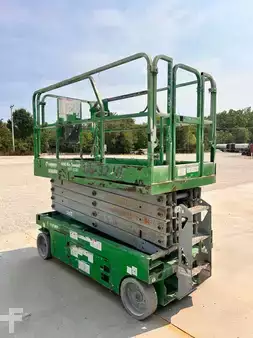 Towable Lift 2015  Genie GS-3246 (1)