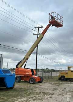 Telescopic boom lift 2013  JLG 600S (1)