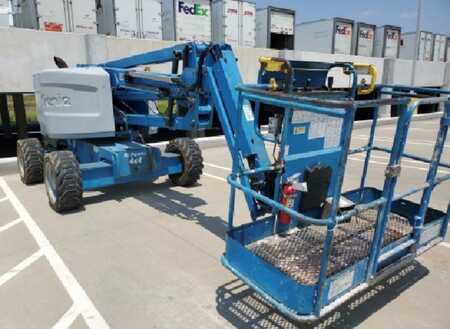 Articulating boom lift 2014  Genie Z45/25J (2)