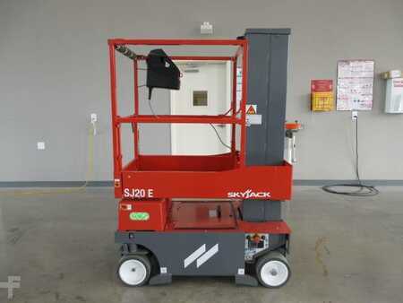 Towable Lift 2023  Skyjack SJ20 (1)