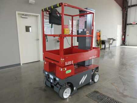 Towable Lift 2023  Skyjack SJ20 (2)