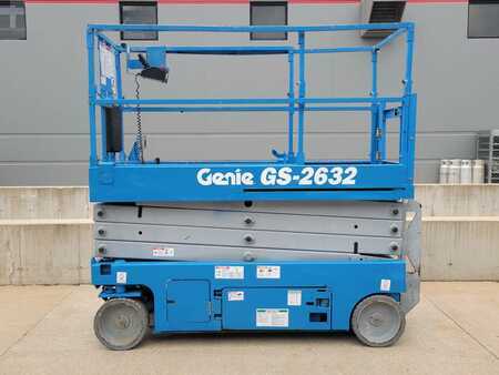 Plataforma remolcable 2014  Genie GS-2632 (1)