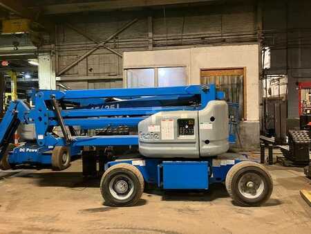 Articulating boom lift 2014  Genie Z45/25J (1)