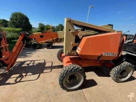 Articulating boom lift 2018  JLG 340AJ (1)