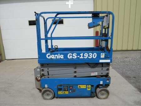 Towable Lift 2017  Genie GS-1930 (1)