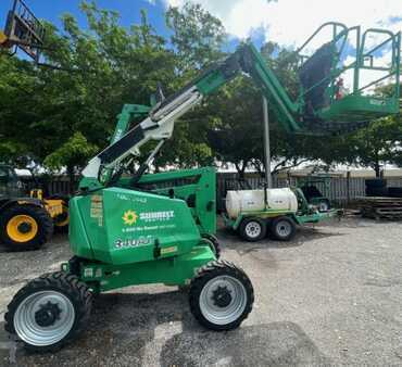 Plataforma Articulada 2018  JLG 340AJ (1)