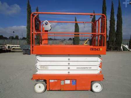 Towable Lift 2017  Snorkel S4732E (1)