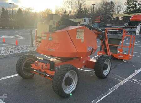 Articulating boom lift 2017  JLG 340AJ (1)
