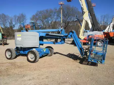 Articulating boom lift 2014  Genie Z-45/25J RT (1)