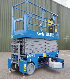 Towable Lift 2025  Genie GS-3232 (1)