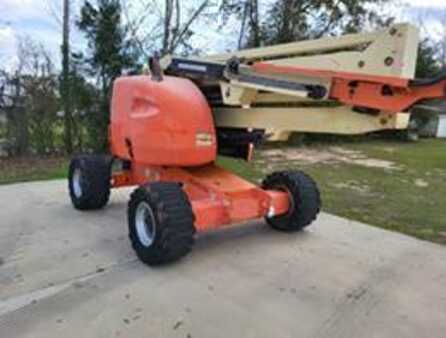 Plataforma Articulada 2015  JLG 450AJ (1)