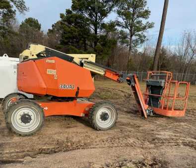 Articulating boom lift 2018  JLG 340AJ (1)