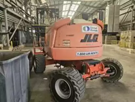 Plataforma Articulada 2016  JLG 450AJ (3)