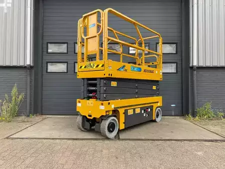 Ostatní 2024  XCMG XG1008AC (3)