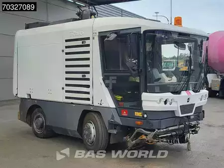 Balayeuse 2008  Ravo 540 (6)