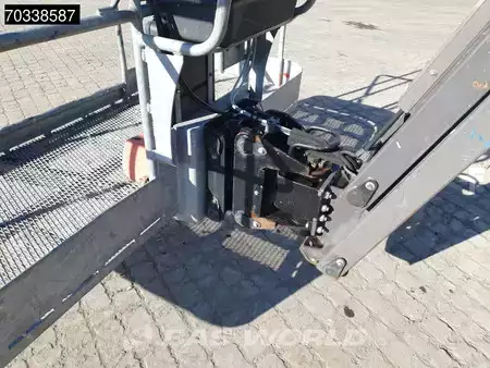 Altri  Manitou 200 ATJ (15)