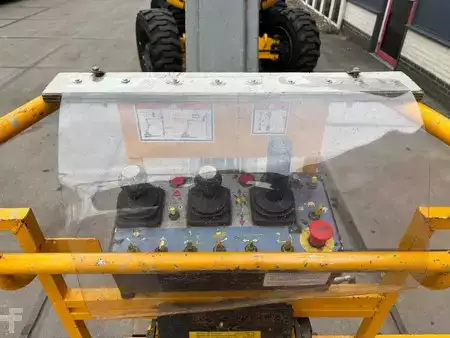 Plataforma Articulada 2004  Haulotte HA 18 PX (22)