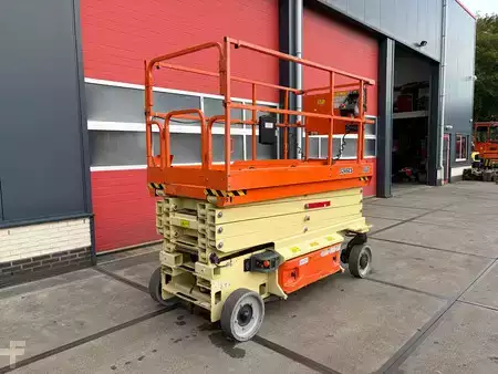 Scissor lift 2019  JLG 3246 ES (3)