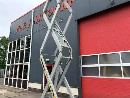 Scissors Lifts 2007  Skyjack SJ 4620 8.1m Schaarhoogwerker / scissor lift (16)