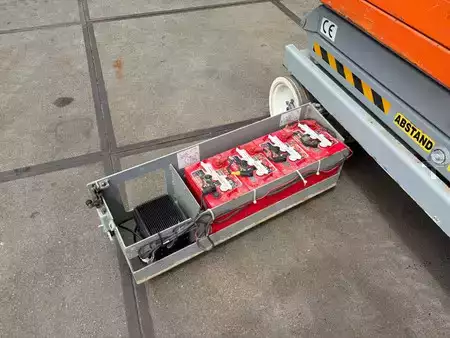 Scissors Lifts 2007  Skyjack SJ 4620 8.1m Schaarhoogwerker / scissor lift (8)