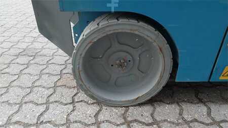 Podnośnik nożycowy 2017  Genie GS2632 (12)