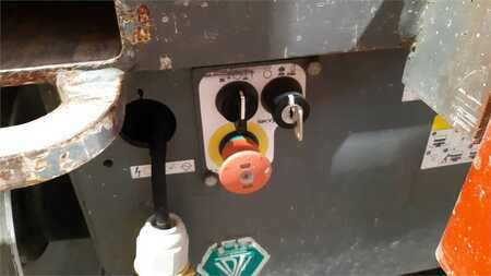 Scissors Lifts 2013  SkyJack SJIII4626 (6)