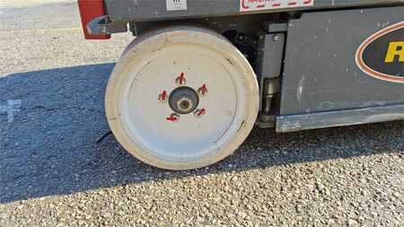 Scissors Lifts 2013  SkyJack SJIII4632 (12)