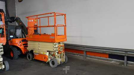 Scissor lift 2019 JLG  (1)