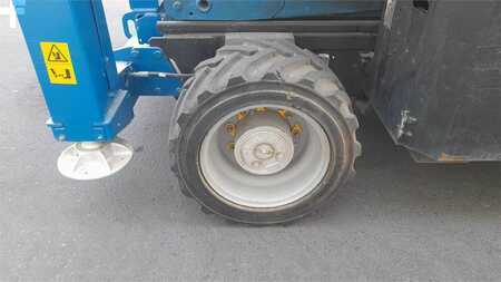 Piattaforme aeree a pantografo 2014  Genie GS3369RT (13)