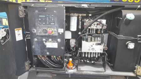 Piattaforme aeree a pantografo 2014  Genie GS3369RT (6)