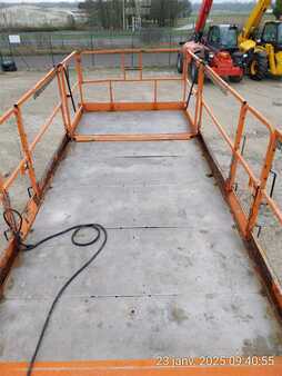 Scissor lift 2008  JLG 3394RT (9)