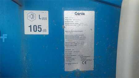 Ostatní 2014  Genie S65TRAX (2)