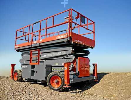 Scissor lift  Skyjack  (2)