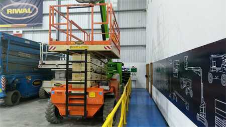 Pracovní plošina s nůžkovým zdvihem 2019  Holland-Lift HL-190E20 (2)