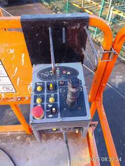 Scissor lift 2008  JLG 3394RT (8)