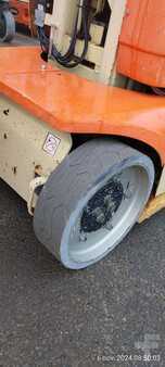 Sonstige 2009  JLG T10E (8)